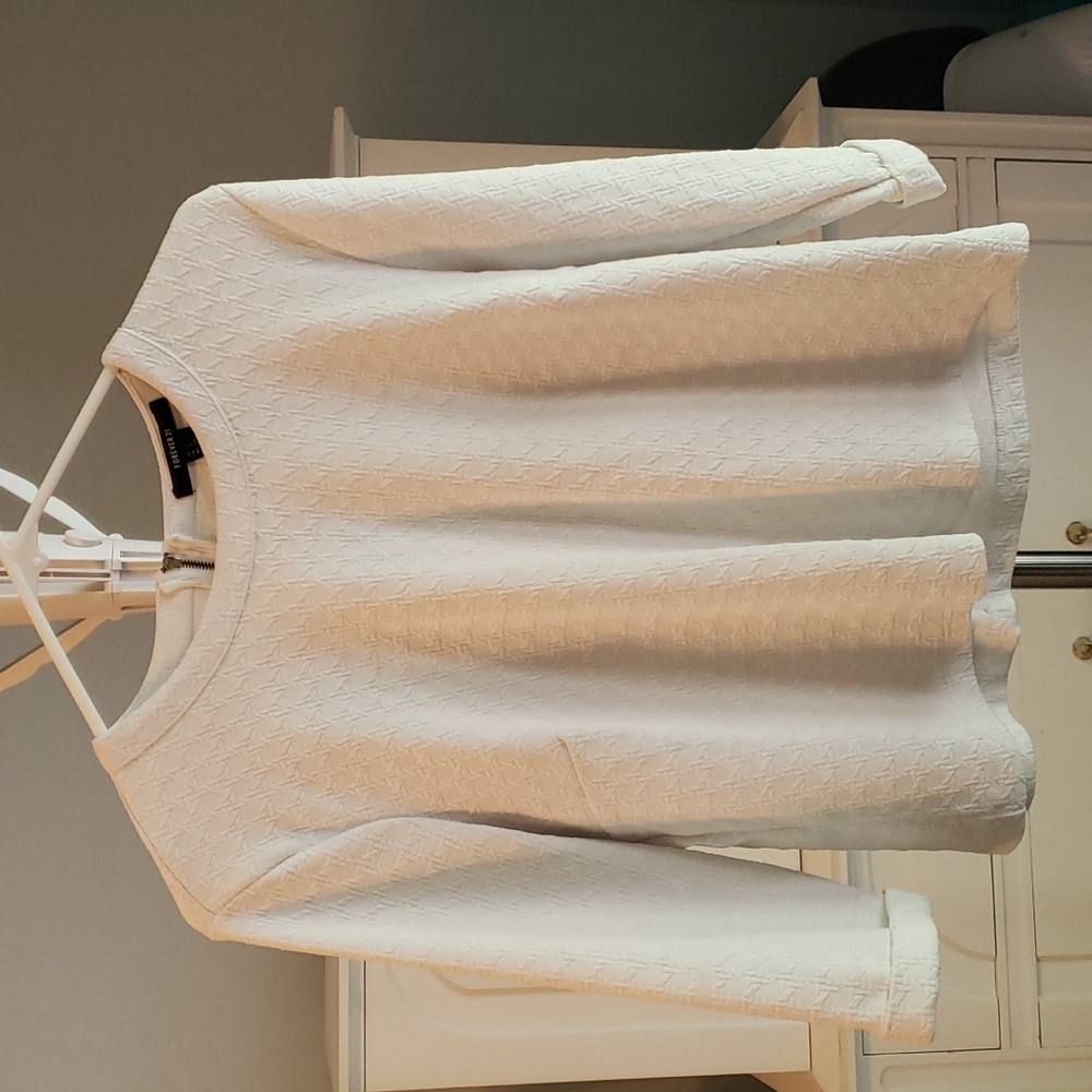 Light Sweater